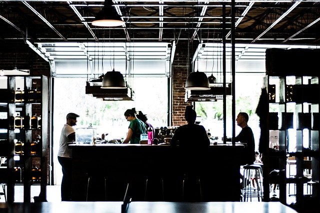 Restaurants & Pubs